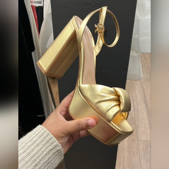 Gianvito Rossi - Sabrina Mekong Platform Sandal, 70mm Gianvito Rossi Metallic Gold Platform Sandals